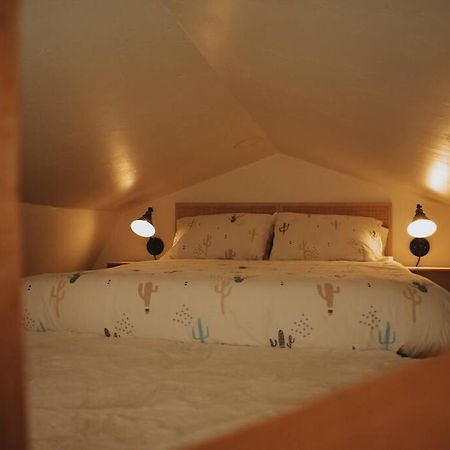 Agave Tiny House At Cactus Flower-Hot Tub-Pet Friendly-No Pet Fees! Albuquerque Bagian luar foto