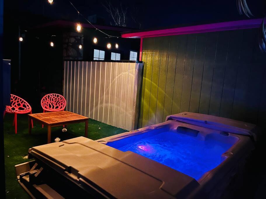 Agave Tiny House At Cactus Flower-Hot Tub-Pet Friendly-No Pet Fees! Albuquerque Bagian luar foto
